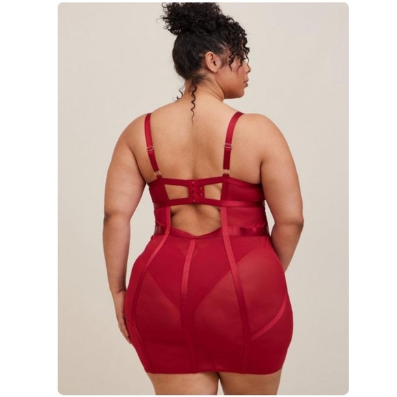 TORRID NWT Cut Out Strappy Chemise - Picture 2 of 5